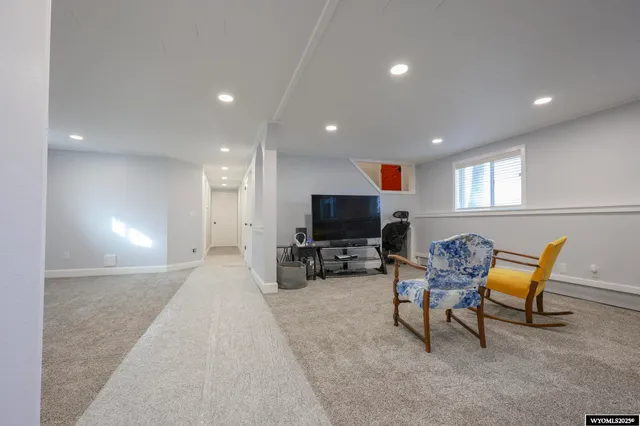 $369,900 | 200 Apache Avenue, Green River, WY 82935