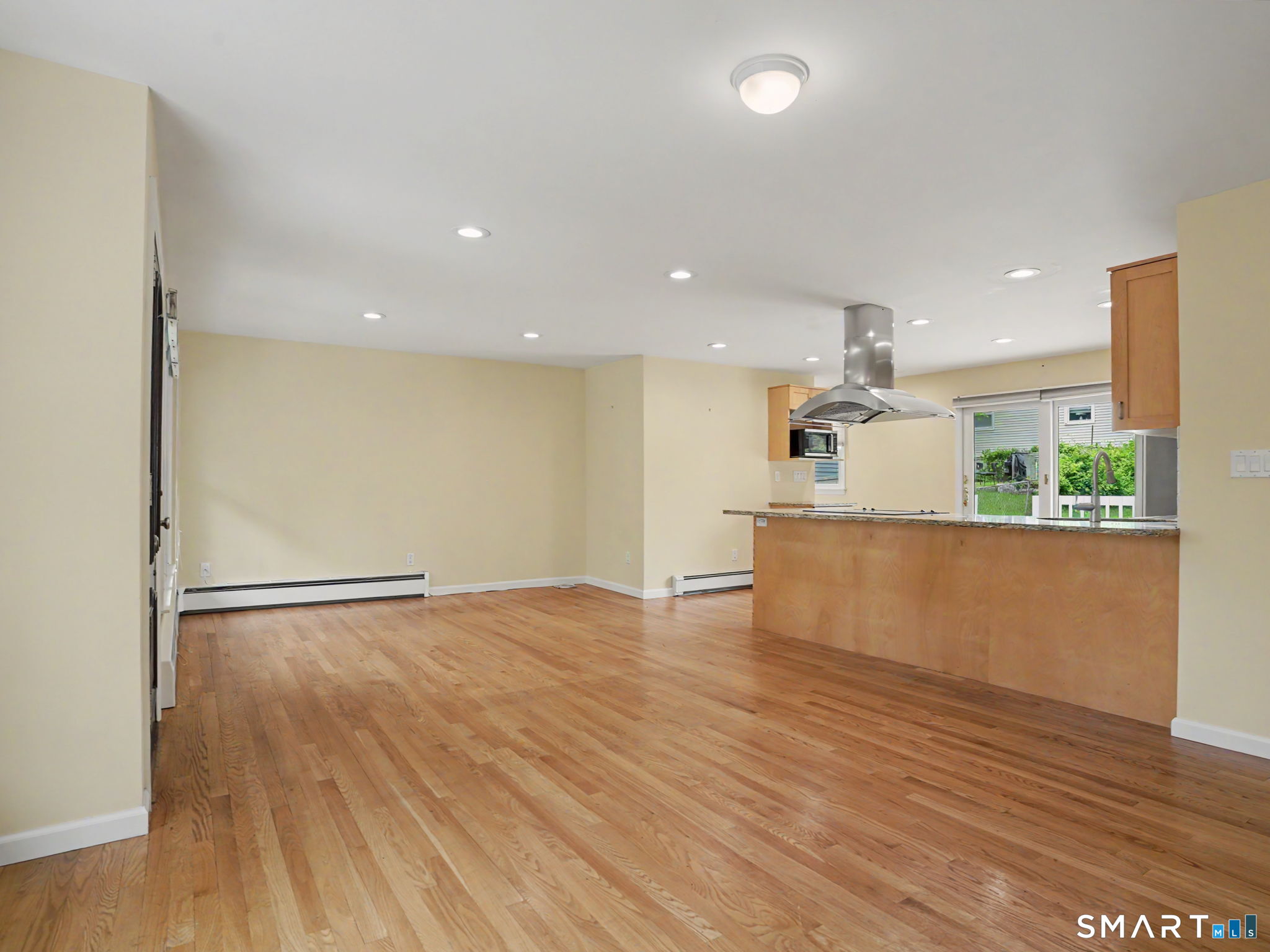 42 County Street Norwalk, CT 06851 - Photo 6 of 25