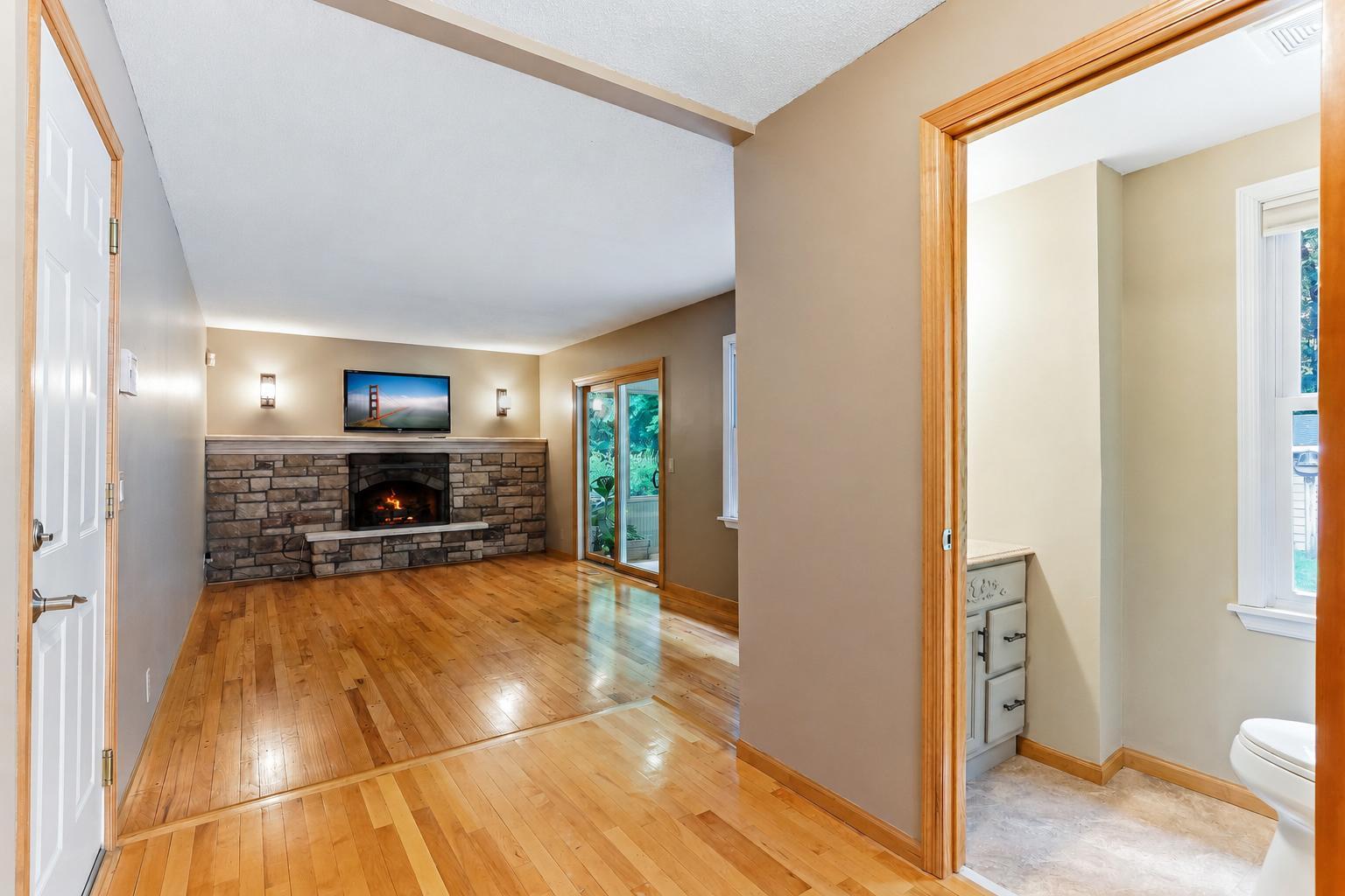 3924 Tonkawood Road Minnetonka, MN 55345 - Photo 16 of 47