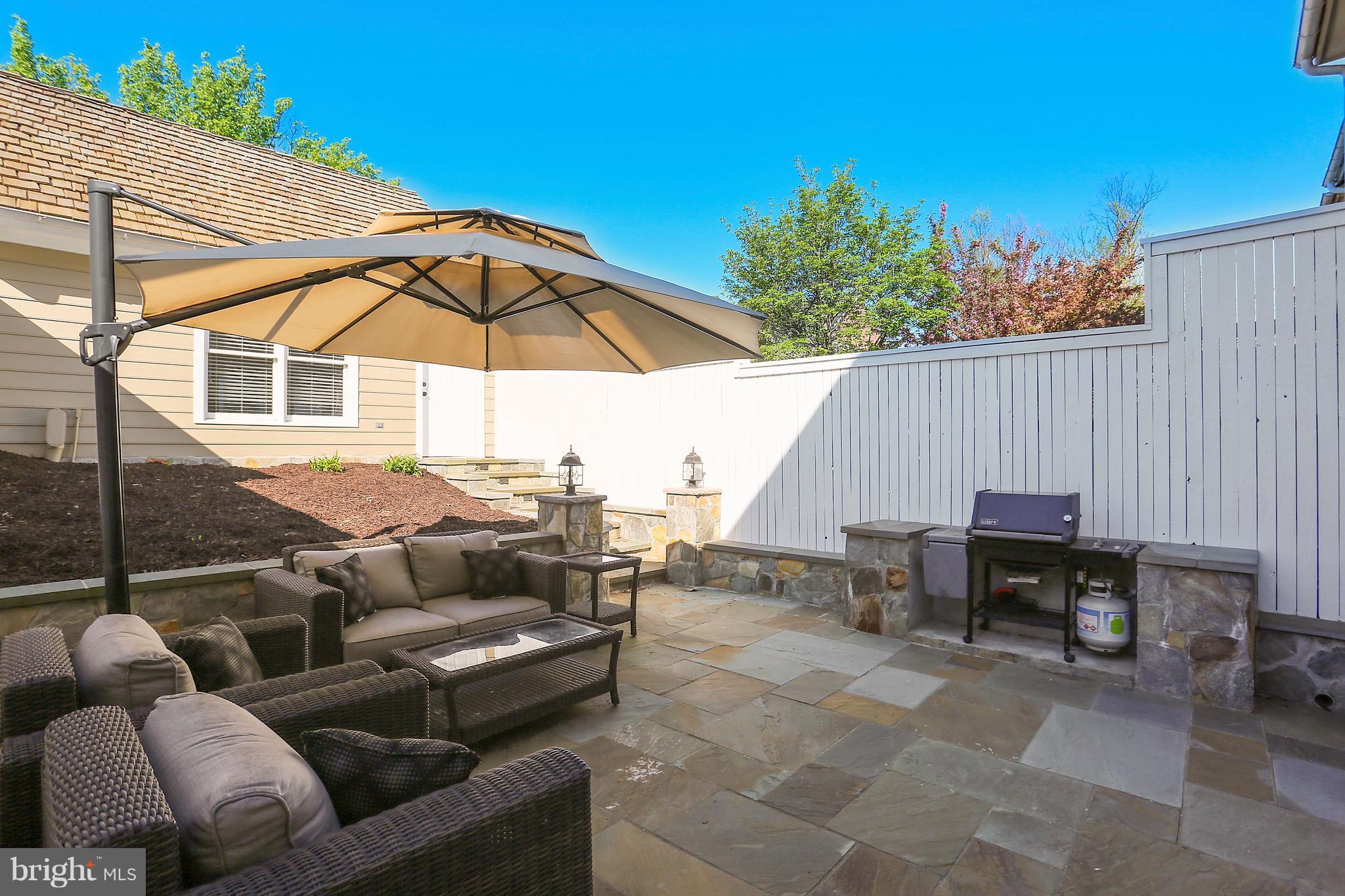 410 Little Quarry Road Gaithersburg, MD 20878 - Photo 22 of 30 Exterior Fenced in Private Patio (installed 2016)