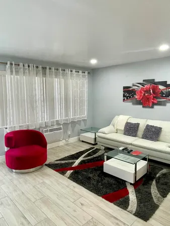 $1,250 | 107 Kent Street, Unit 107, West Palm Beach, FL 33417