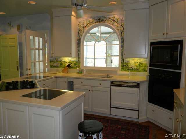 4300 Dover Road Richmond, VA 23221 - Photo 7 of 12 Kitchen