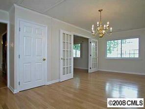 5349 Park Road Charlotte, NC 28209 - Photo 3 of 8 Gallery Image 3