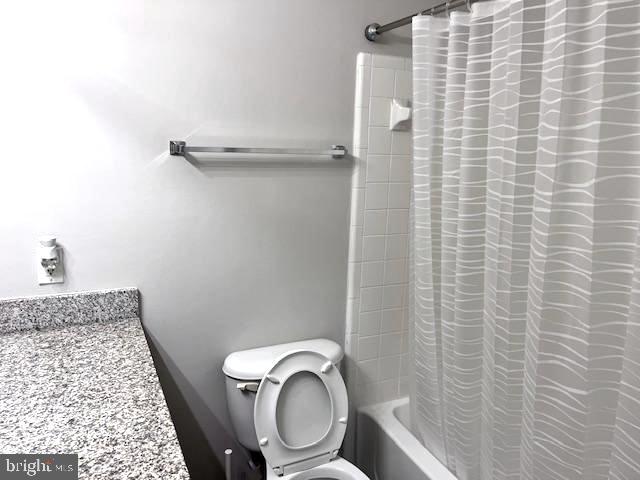 3179 Summit Square Drive, Unit 2E6 Oakton, VA 22124 - Photo 24 of 54