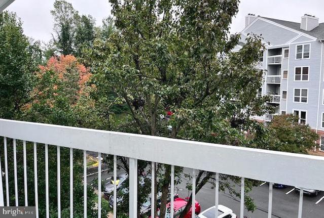 3179 Summit Square Drive, Unit 2E6 Oakton, VA 22124 - Photo 30 of 54