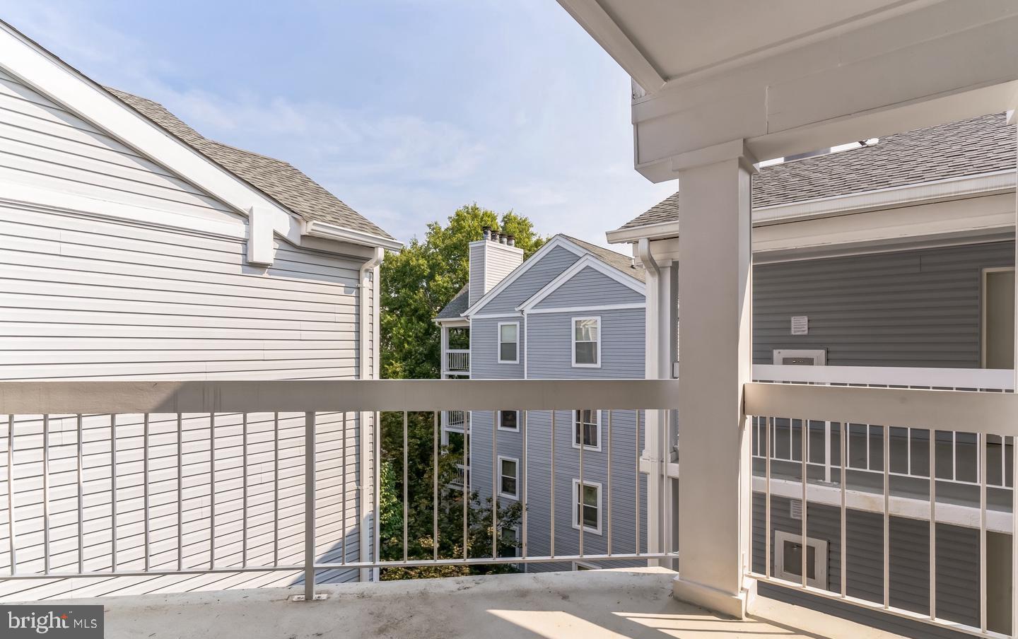 3179 Summit Square Drive, Unit 2E6 Oakton, VA 22124 - Photo 33 of 54