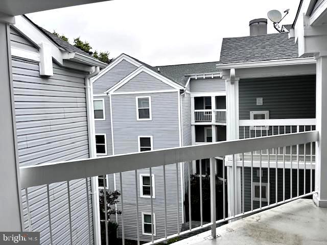 3179 Summit Square Drive, Unit 2E6 Oakton, VA 22124 - Photo 34 of 54