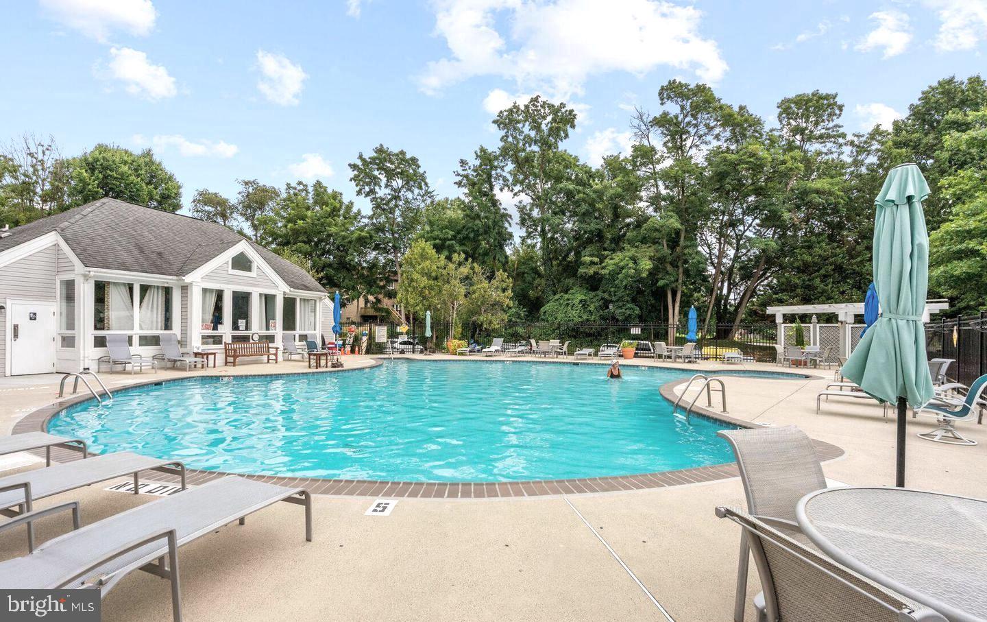 3179 Summit Square Drive, Unit 2E6 Oakton, VA 22124 - Photo 40 of 54