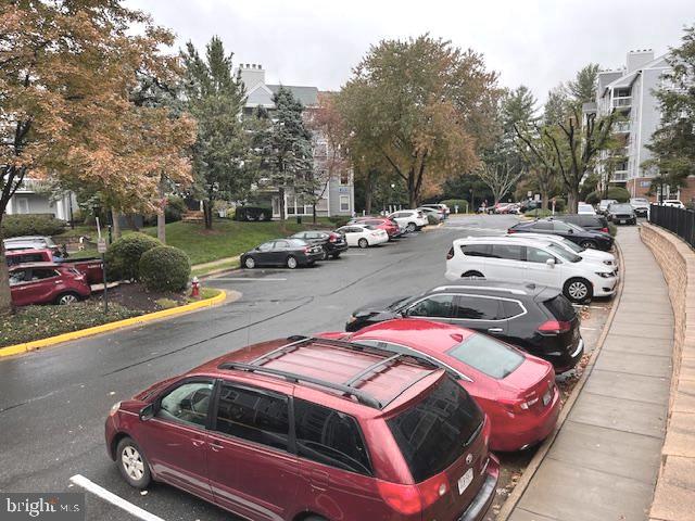 3179 Summit Square Drive, Unit 2E6 Oakton, VA 22124 - Photo 45 of 54