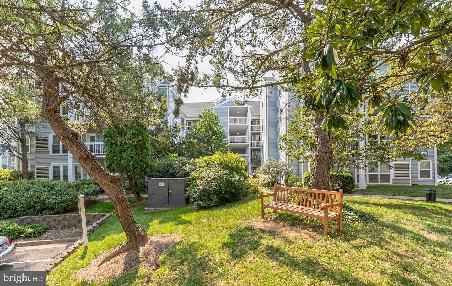 3179 Summit Square Drive, Unit 2E6 Oakton, VA 22124 - Photo 51 of 54