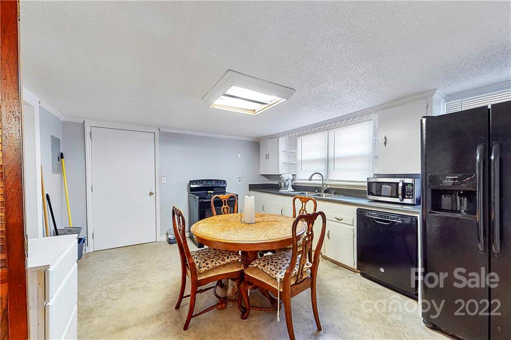 3910 Cochran Road Concord, NC 28027 - Photo 15 of 43 Gallery Image 15