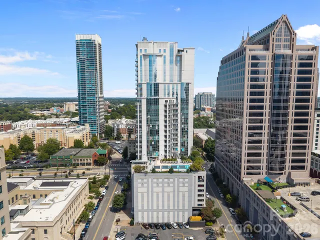 $329,000 | 333 West Trade Street, Unit 2603, Charlotte, NC 28202