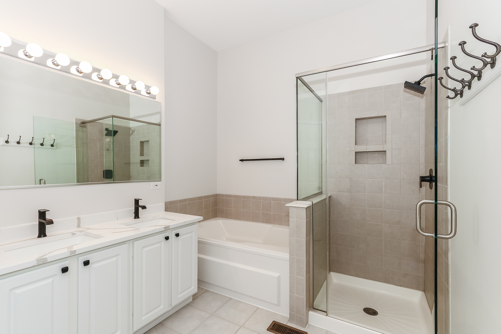 7 Shade Tree Court Algonquin, IL 60102 - Photo 23 of 31 Gallery Image 23