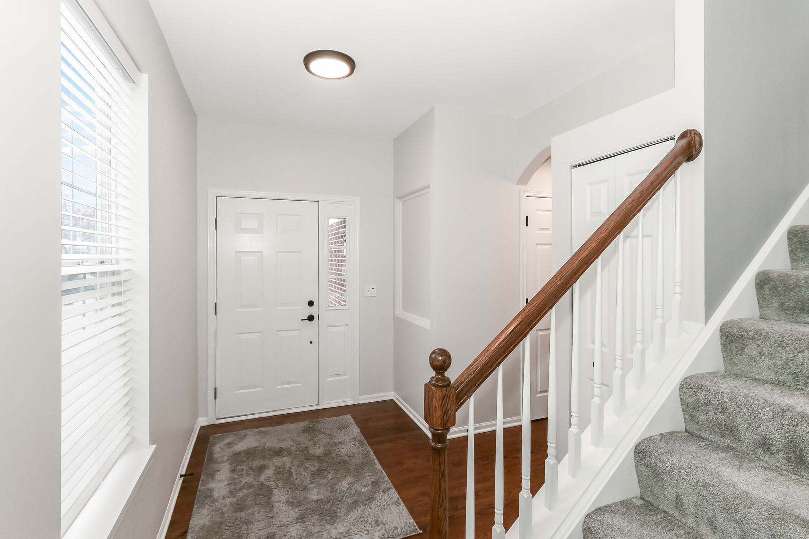 7 Shade Tree Court Algonquin, IL 60102 - Photo 3 of 31 Gallery Image 3