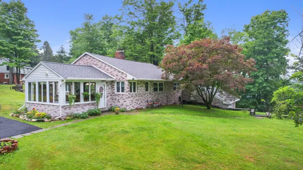 $399,999 | 493 Prospect Street, Susquehanna, PA 18847