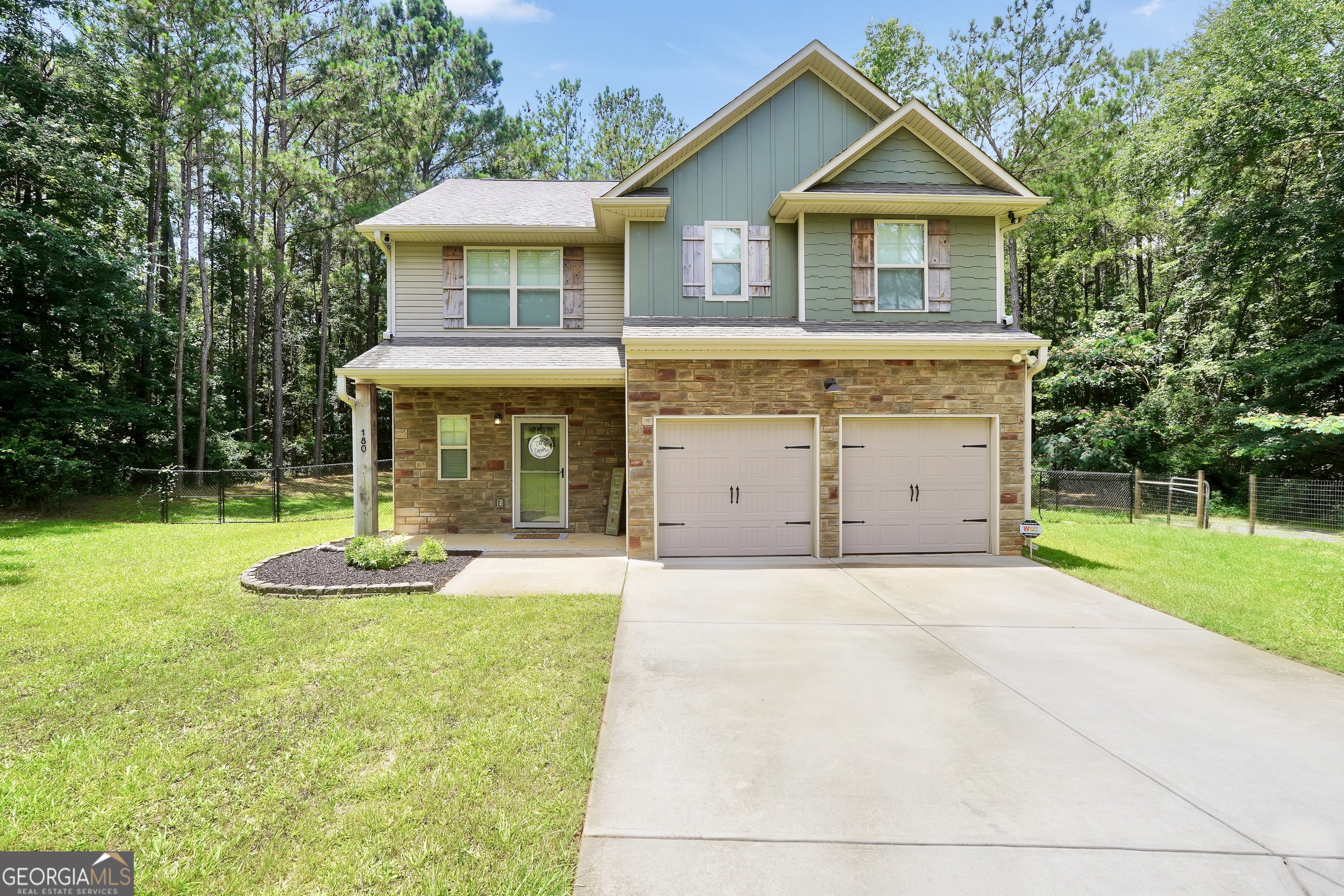 180 Barnesville Road Milner, GA 30257 - Photo 1 of 65