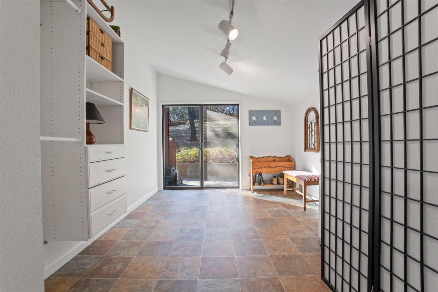 23521 Pack Trail Road Sonora, CA 95370 - Photo 15 of 48 Gallery Image 15
