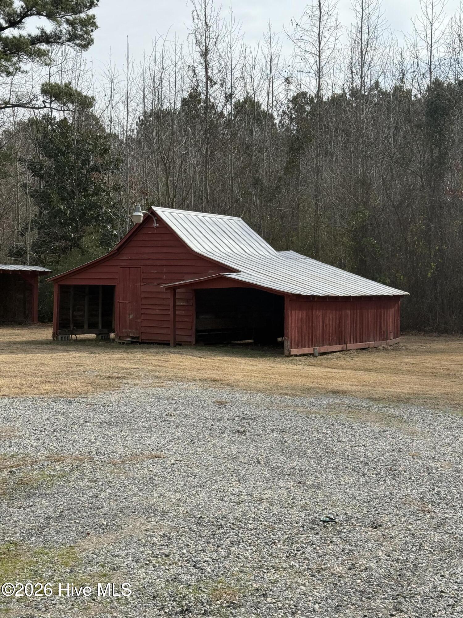 460 Burnt Mill Road Edenton, NC 27932 - Photo 17 of 21 Big barn