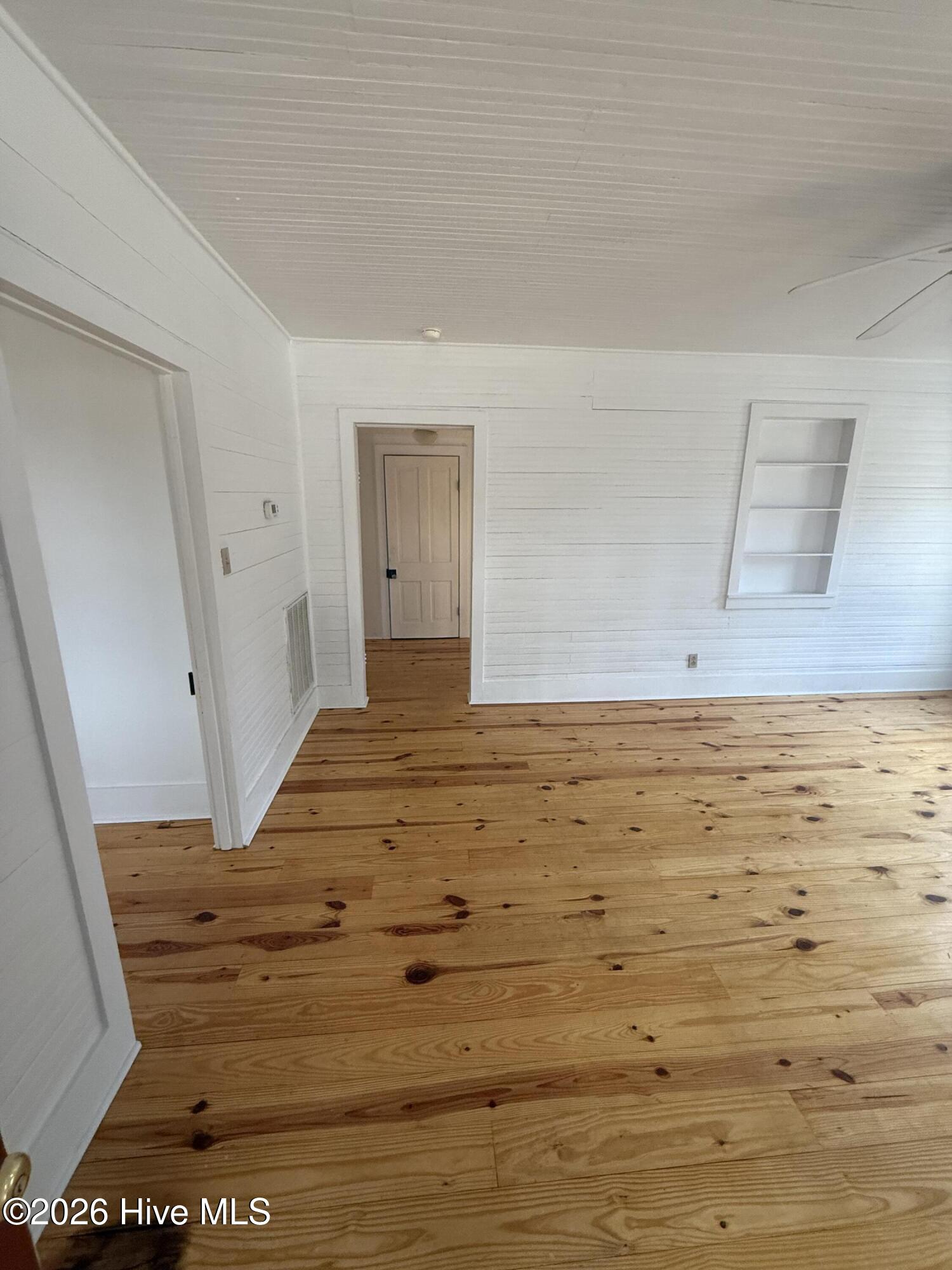 460 Burnt Mill Road Edenton, NC 27932 - Photo 4 of 21 Another view living area