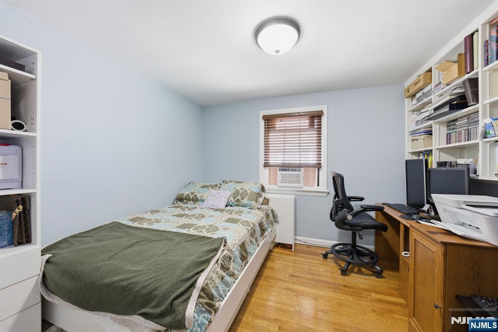 46 Oakley Terrace Nutley, NJ 07110 - Photo 17 of 27
