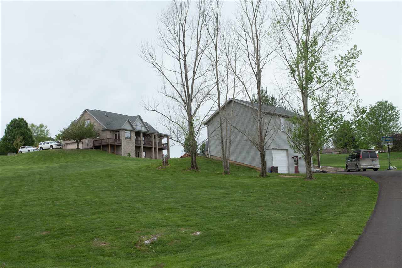 305 Sunset Lane Bedford, IN 47421 - Photo 24 of 36 Gallery Image 24