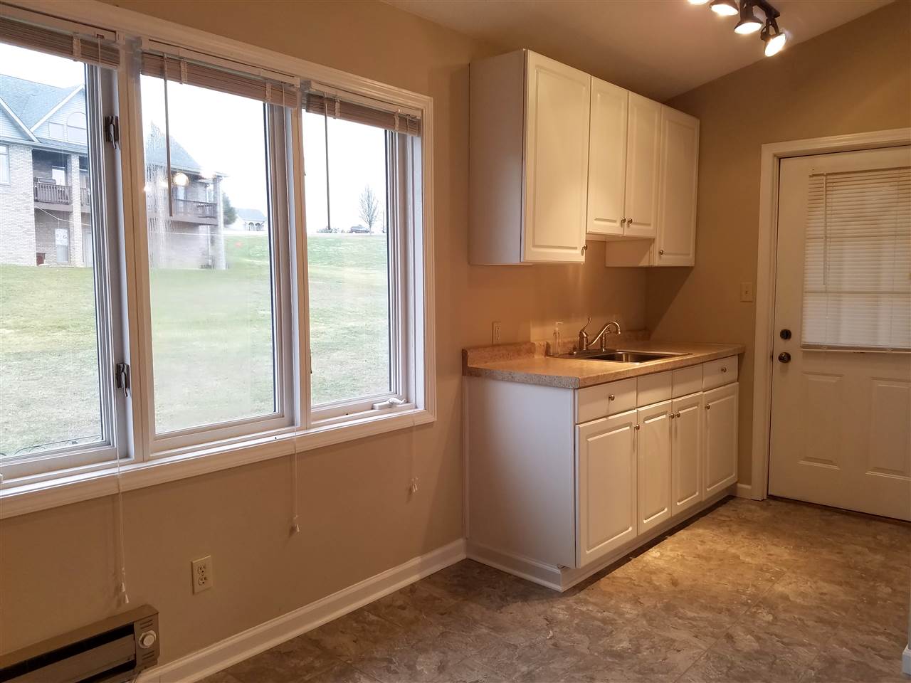 305 Sunset Lane Bedford, IN 47421 - Photo 26 of 36 Gallery Image 26