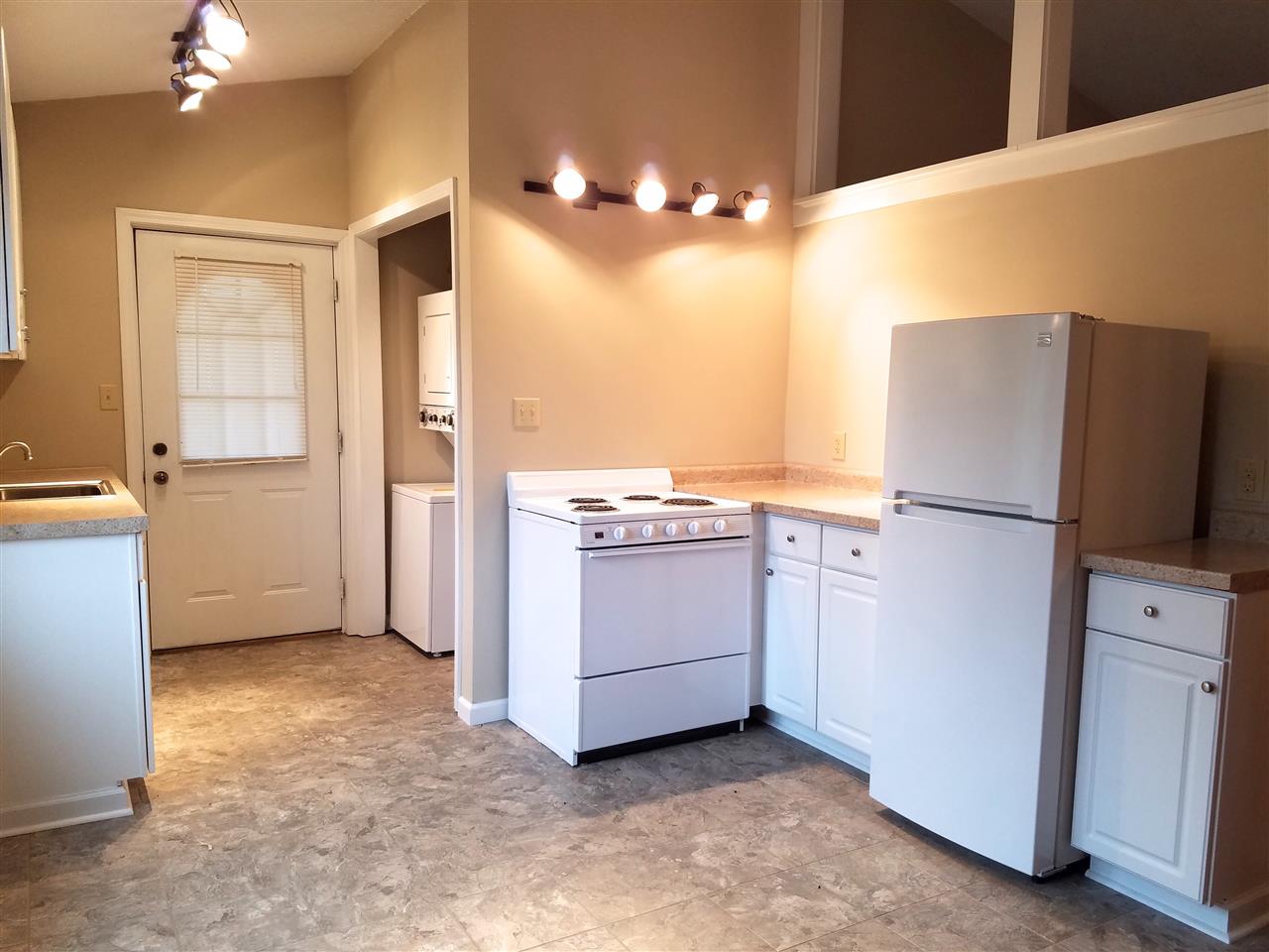 305 Sunset Lane Bedford, IN 47421 - Photo 27 of 36 Gallery Image 27