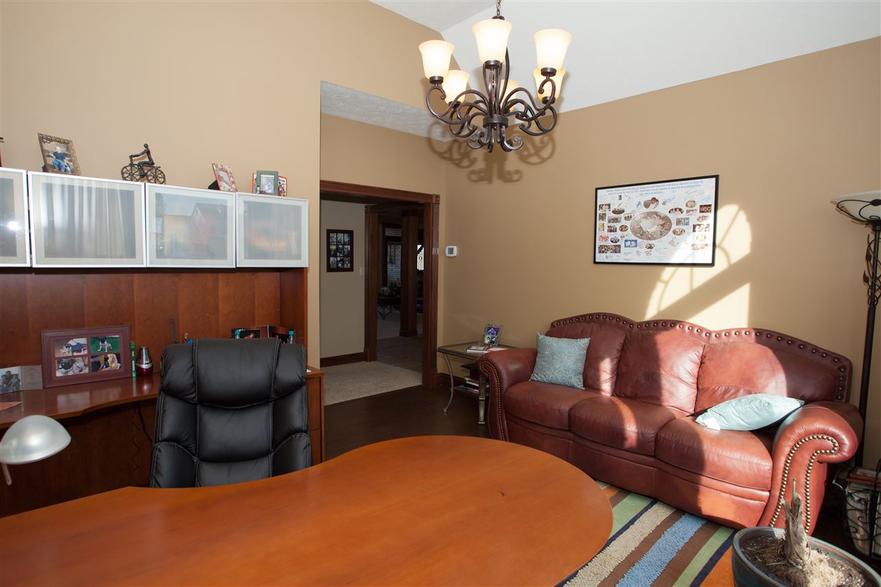305 Sunset Lane Bedford, IN 47421 - Photo 9 of 36 Gallery Image 9