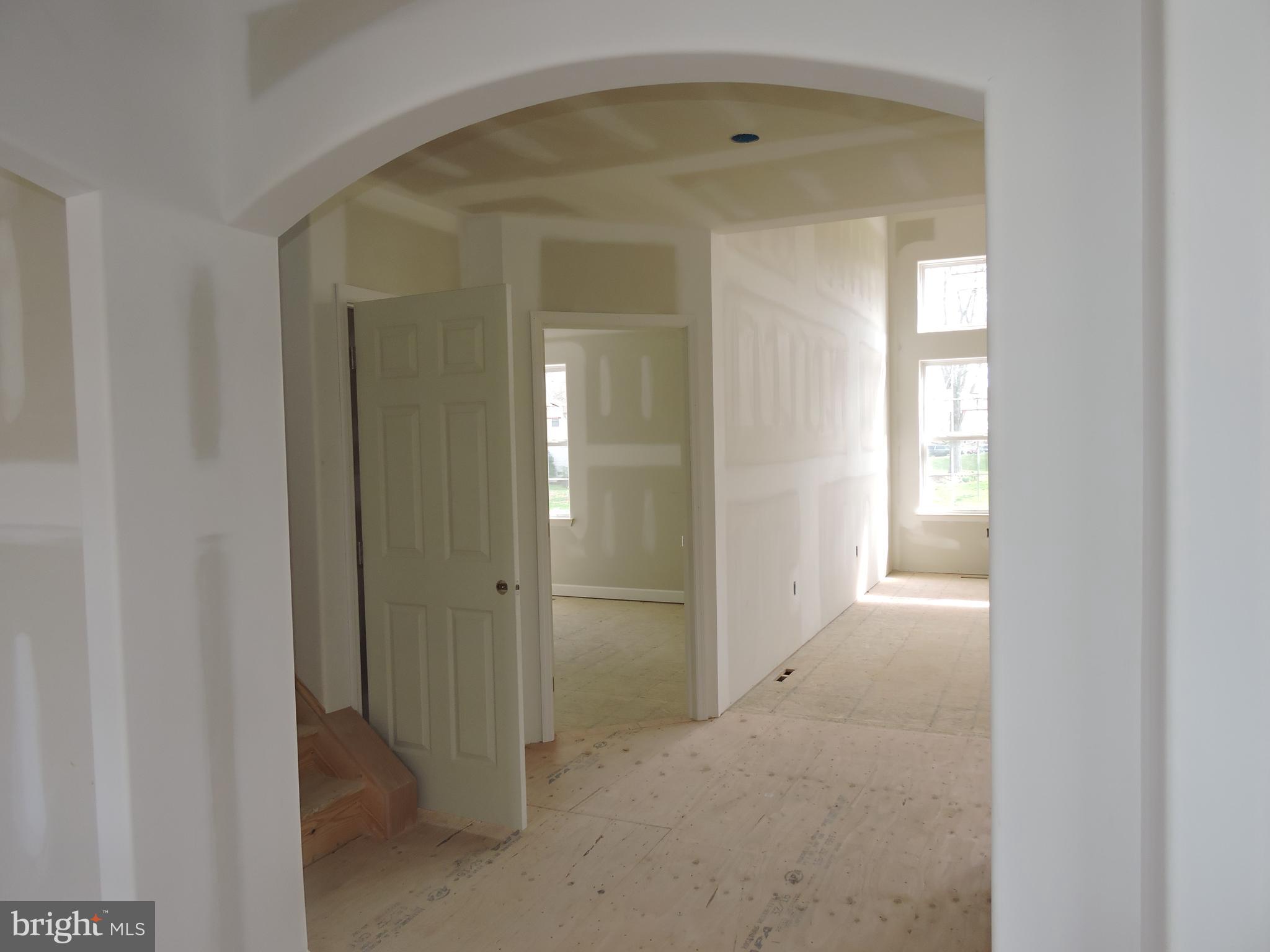 638 Ebersole Road Reading, PA 19605 - Photo 5 of 22 Gallery Image 5