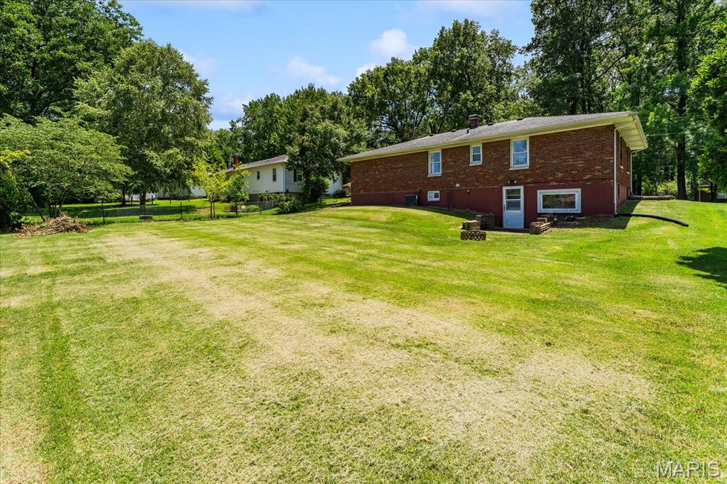 1019 Merrill Street Lebanon, IL 62254 - Photo 29 of 35