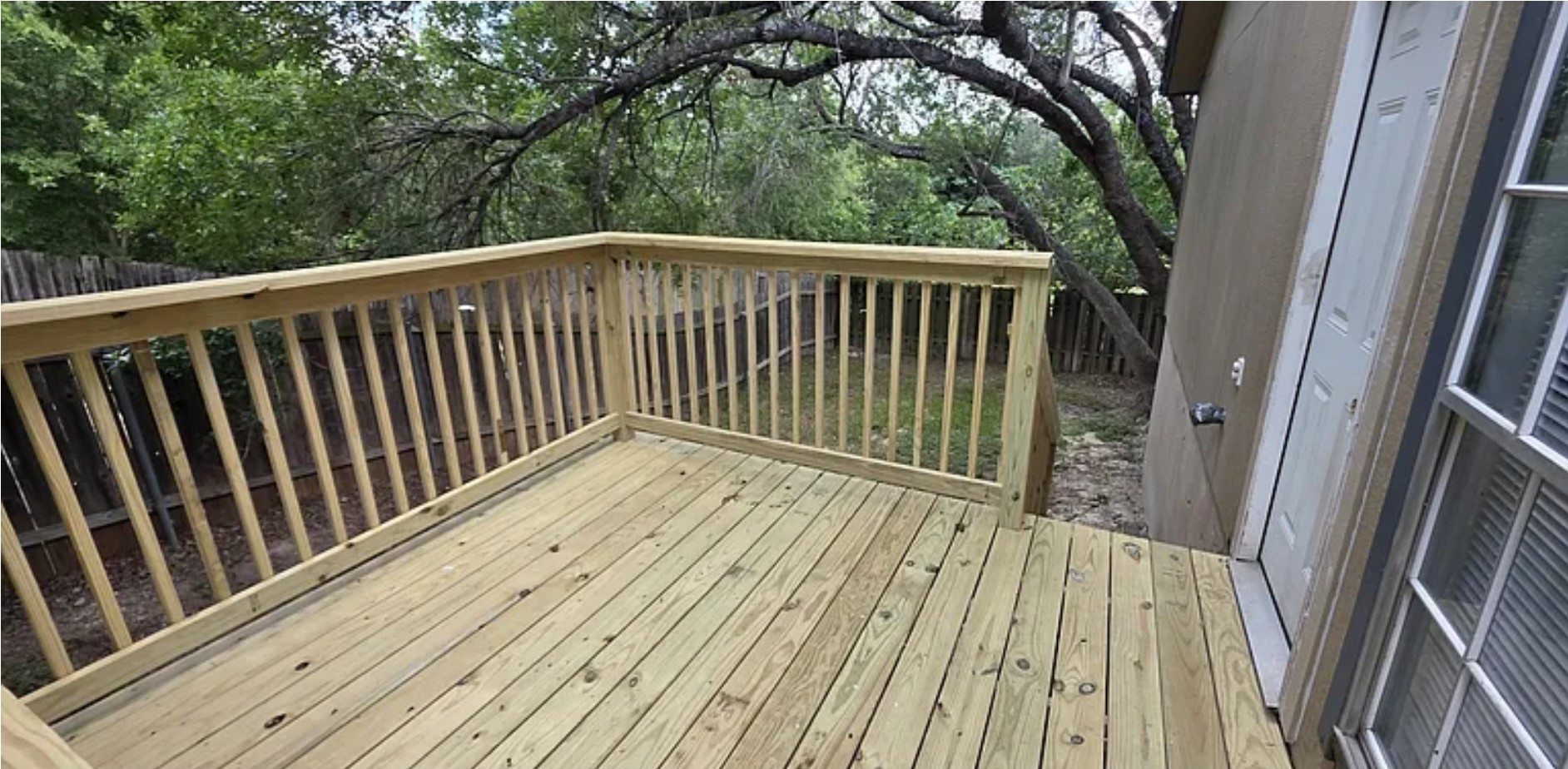 375 Fantail Loop, Unit B Austin, TX 78734 - Photo 3 of 18 Gallery Image 3