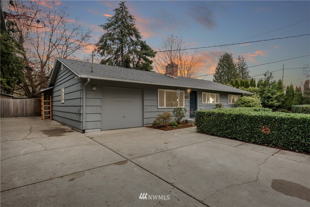 4016 Northeast 22nd Place Renton, WA 98056 - Photo 12 of 15