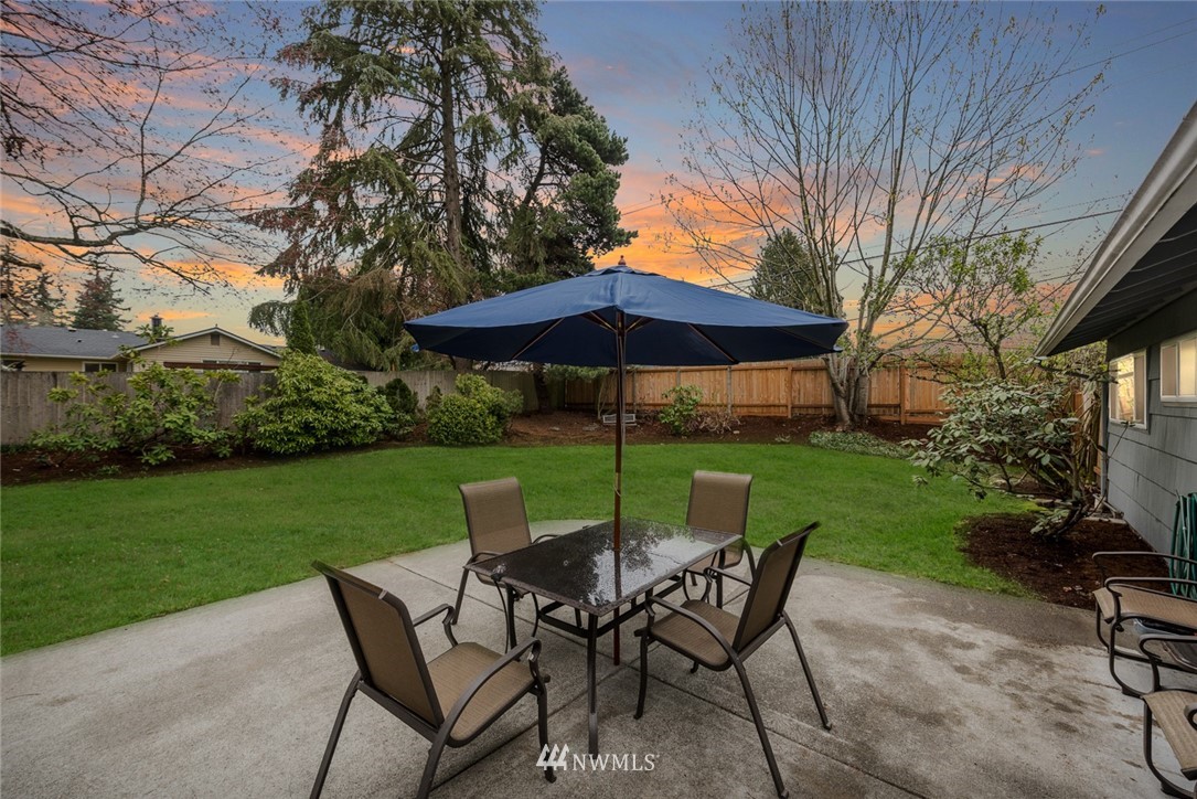 4016 Northeast 22nd Place Renton, WA 98056 - Photo 13 of 15