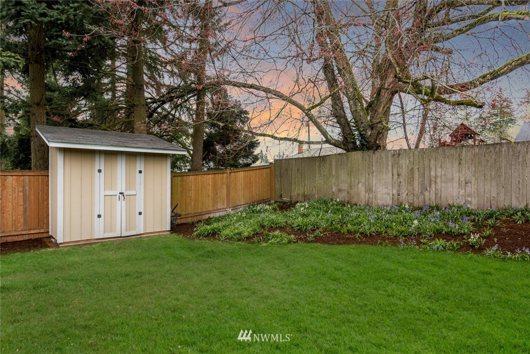 4016 Northeast 22nd Place Renton, WA 98056 - Photo 15 of 15