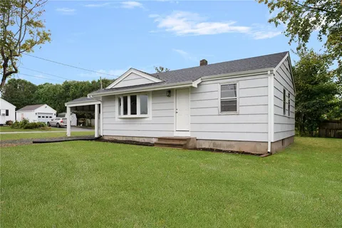 $419,000 | 64 Martens Road, Portsmouth, RI 02871