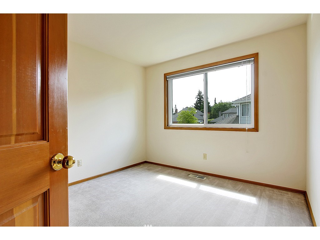 23908 22nd Drive Southeast Bothell, WA 98021 - Photo 11 of 14