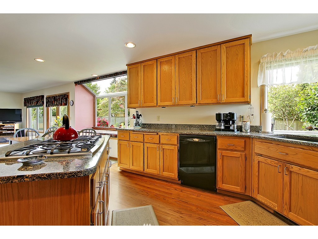 23908 22nd Drive Southeast Bothell, WA 98021 - Photo 4 of 14