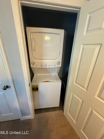 $2,400 | 4010 Blue Jay Street, Bay St. Louis, MS 39520