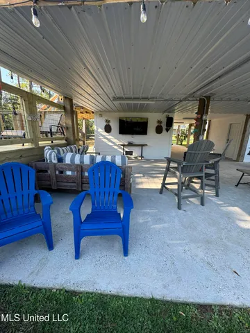 $2,400 | 4010 Blue Jay Street, Bay St. Louis, MS 39520