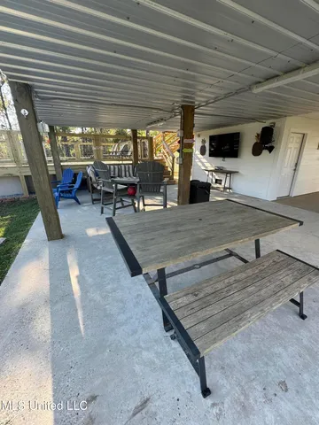 $2,400 | 4010 Blue Jay Street, Bay St. Louis, MS 39520