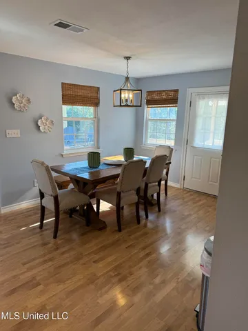 $2,400 | 4010 Blue Jay Street, Bay St. Louis, MS 39520