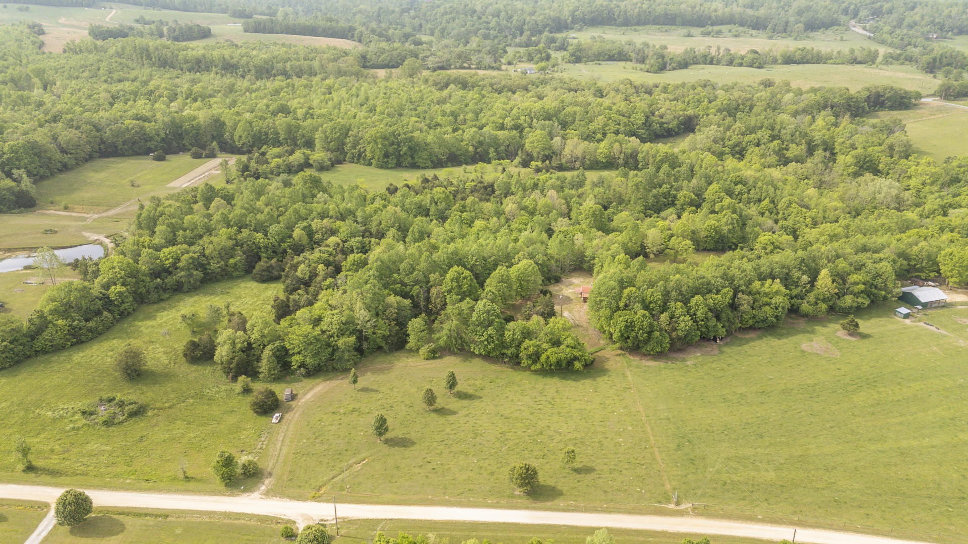 175 Chickasaw Cove Road Waynesboro, TN 38485 - Photo 24 of 37