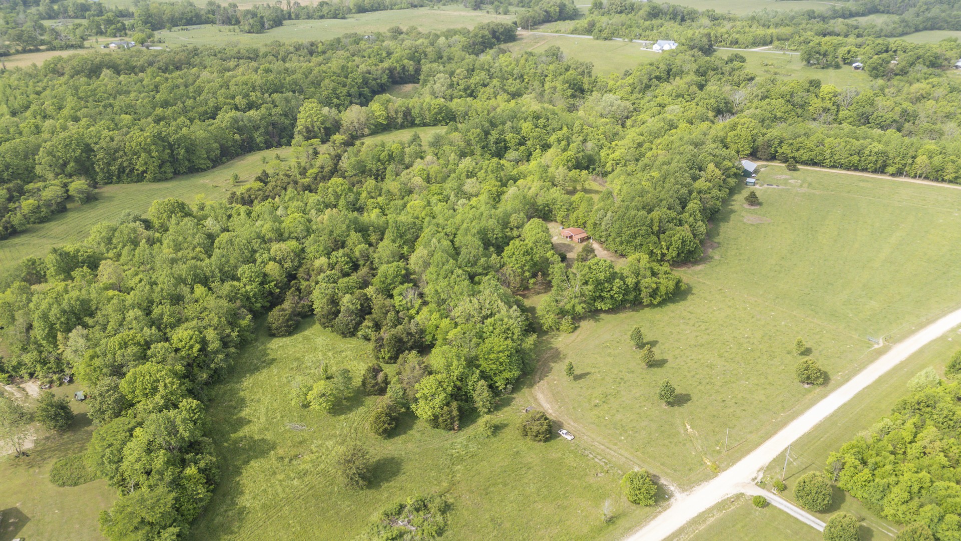 175 Chickasaw Cove Road Waynesboro, TN 38485 - Photo 25 of 37
