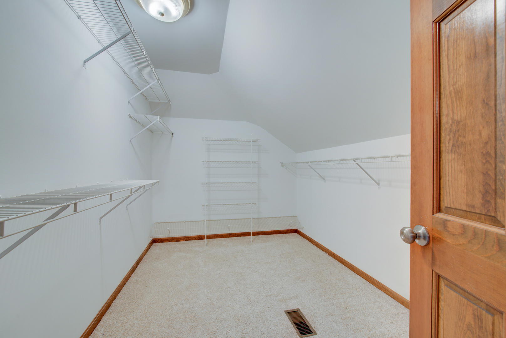 2327 Snapdragon Road Naperville, IL 60564 - Photo 21 of 42 Gallery Image 21