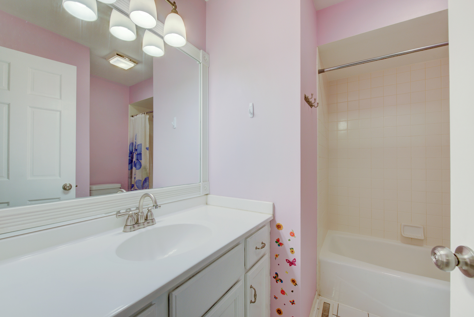 2327 Snapdragon Road Naperville, IL 60564 - Photo 25 of 42 Gallery Image 25