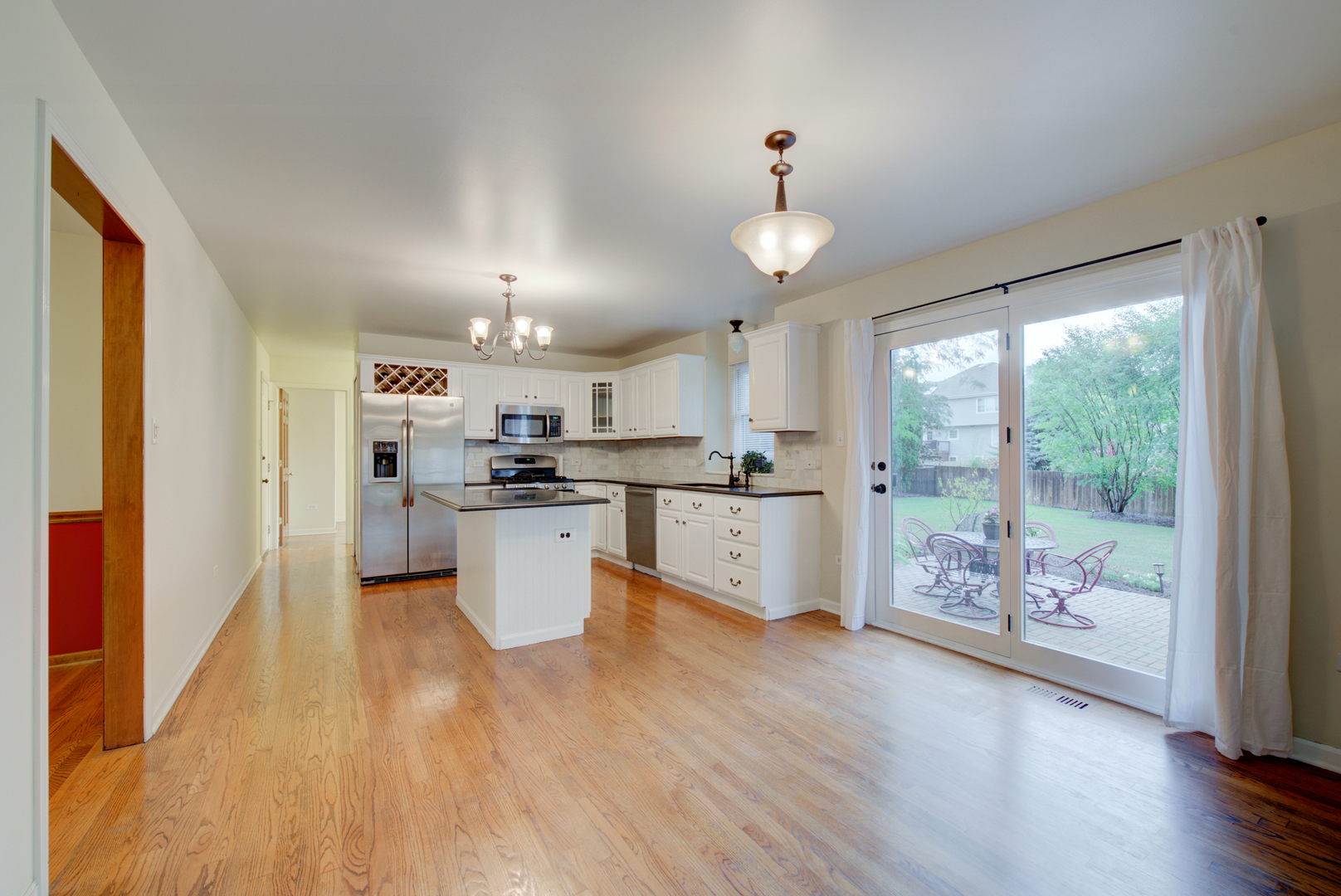 2327 Snapdragon Road Naperville, IL 60564 - Photo 9 of 42 Gallery Image 9