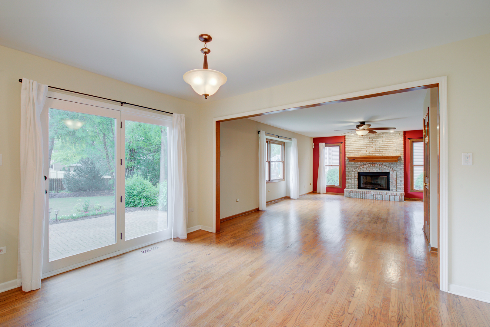 2327 Snapdragon Road Naperville, IL 60564 - Photo 10 of 42 Gallery Image 10