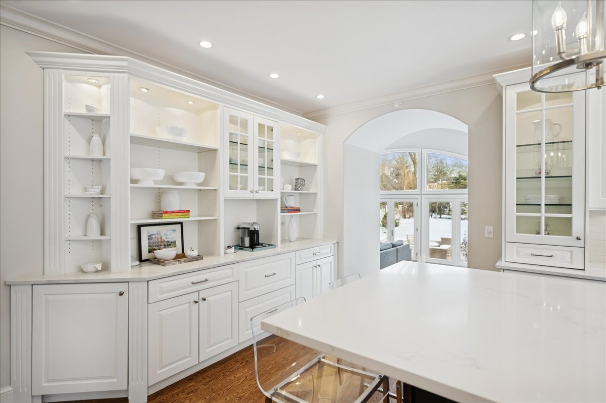 985 Pine Tree Lane Winnetka, IL 60093 - Photo 21 of 60