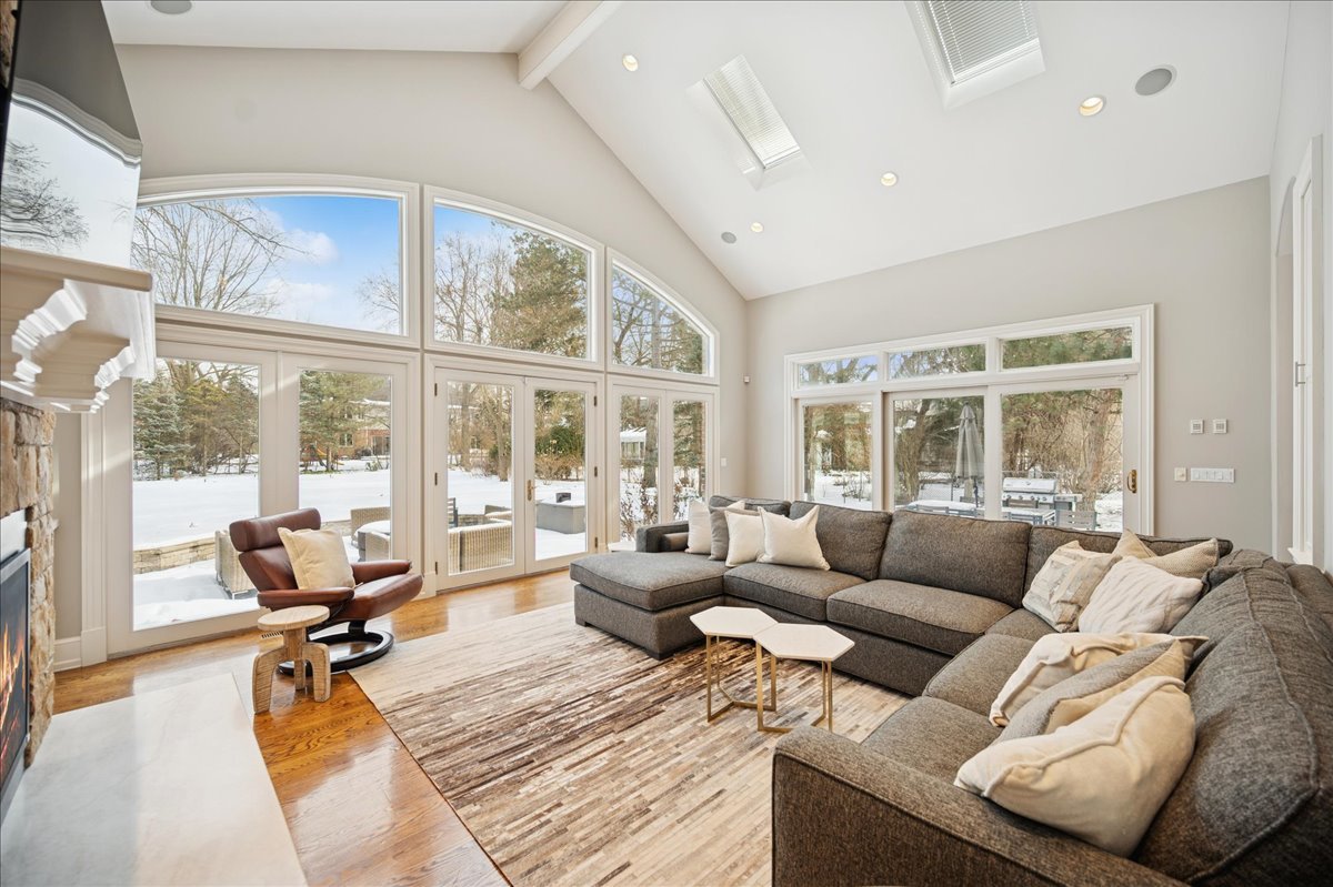 985 Pine Tree Lane Winnetka, IL 60093 - Photo 22 of 60