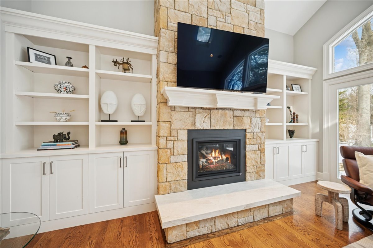 985 Pine Tree Lane Winnetka, IL 60093 - Photo 23 of 60